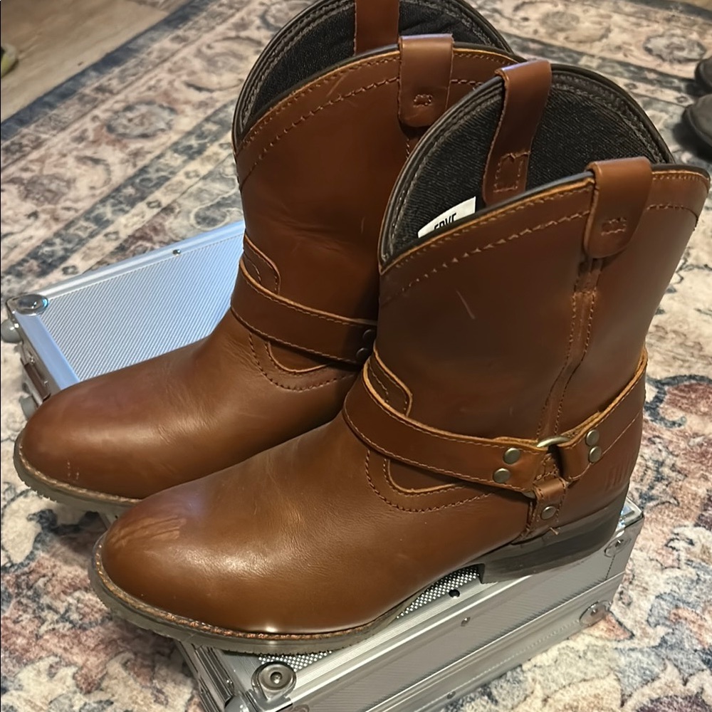 Frye Brown Leather Ankle Boots Sz 9